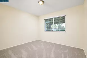 172 Arrowhead Dr, Vacaville, CA 95687 - Photo 13