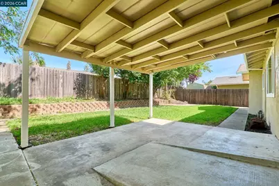 172 Arrowhead Dr, Vacaville, CA 95687 - Photo 17