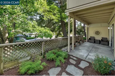 1136 Rockledge Ln #6, Walnut Creek, CA 94595 - Photo 19
