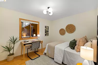 6476 Valley View Rd., Oakland, CA 94611 - Photo 25