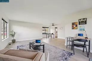 2 Lakeview Ct, Novato, CA 94947 - Photo 9