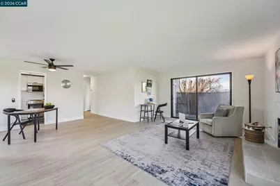 2 Lakeview Ct, Novato, CA 94947 - Photo 5