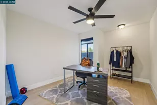 2 Lakeview Ct, Novato, CA 94947 - Photo 27