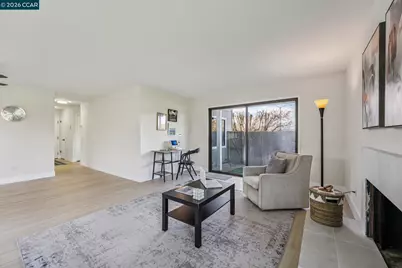2 Lakeview Ct, Novato, CA 94947 - Photo 7