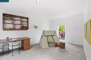 27 Whitehall Dr, Orinda, CA 94563 - Photo 27