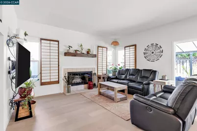 2486 Del Monte Dr, Fairfield, CA 94534 - Photo 19