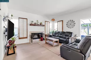 2486 Del Monte Dr, Fairfield, CA 94534 - Photo 19