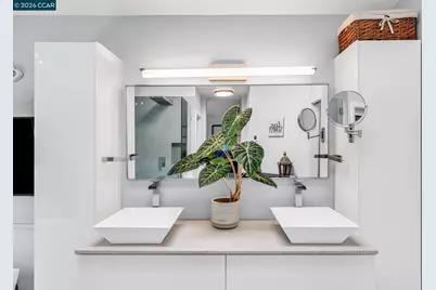 2486 Del Monte Dr, Fairfield, CA 94534 - Photo 29