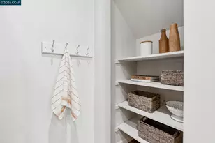 809 Villa Ln, Moraga, CA 94566 - Photo 13