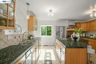 657 Byrdee Way, Lafayette, CA 94549 - Photo 13