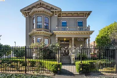 653 11th Street, Oakland, CA 94612 - Photo 1