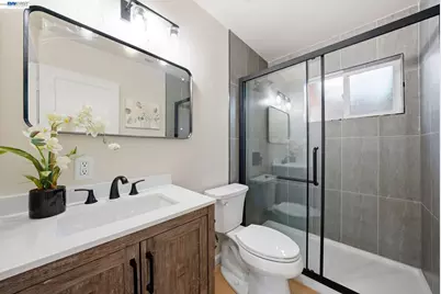 24834 Joyce St, Hayward, CA 94544 - Photo 23