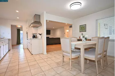 1156 Carey Dr, Concord, CA 94520 - Photo 5