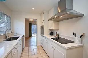 1156 Carey Dr, Concord, CA 94520 - Photo 7