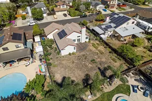 409 Hazelnut Dr, Oakley, CA 94561 - Photo 39