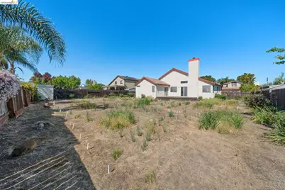 409 Hazelnut Dr, Oakley, CA 94561 - Photo 45