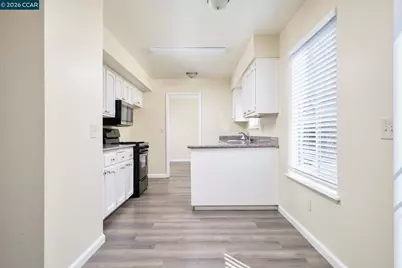 1706 Barton Dr, Fairfield, CA 94534 - Photo 5