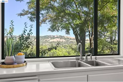 783 Solana Dr, Lafayette, CA 94549 - Photo 15