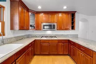 5264 Sunset Dr, El Sobrante, CA 94803 - Photo 13