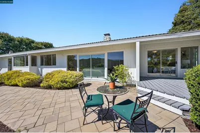 157 Fernwood Dr, Moraga, CA 94556 - Photo 33