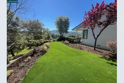 157 Fernwood Dr, Moraga, CA 94556 - Photo 41