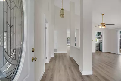 2921 Honeysuckle Cir, Antioch, CA 94531 - Photo 11