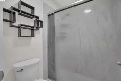 2921 Honeysuckle Cir, Antioch, CA 94531 - Photo 35