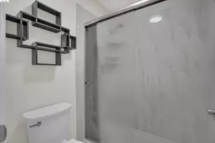 2921 Honeysuckle Cir, Antioch, CA 94531 - Photo 35