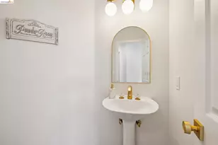 2004 Fries Ct, Martinez, CA 94553 - Photo 31