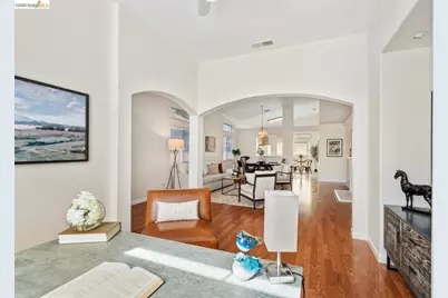 6013 Bach Ct, Citrus Heights, CA 95621 - Photo 5