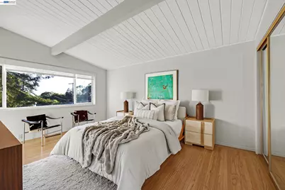 4985 Hedge Ln, Oakland, CA 94602 - Photo 19