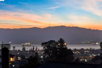 4484 Tulip Ave, Oakland, CA 94619 - Photo 15