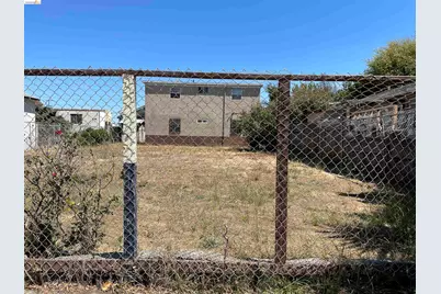 381A, 381B, 383 34th St, Richmond, CA 94804 - Photo 15