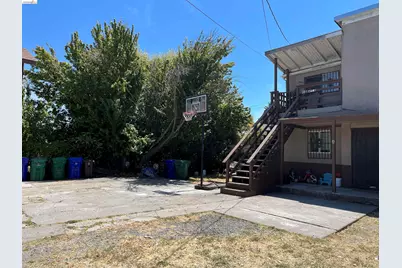 381A, 381B, 383 34th St, Richmond, CA 94804 - Photo 5