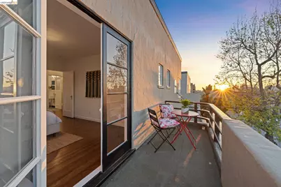 2306 Ivy Dr, Oakland, CA 94606 - Photo 55