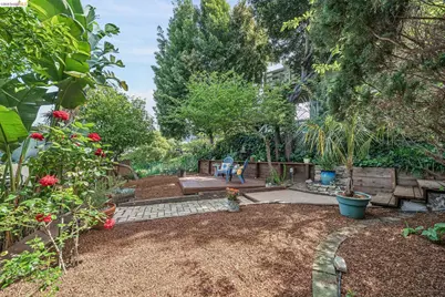 2306 Ivy Dr, Oakland, CA 94606 - Photo 45
