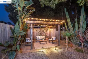 2420 9th Ave, Oakland, CA 94606 - Photo 35