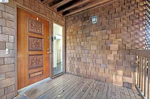 5982 Ascot Dr, Oakland, CA 94611 - Photo 17