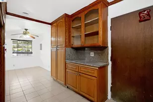 387 Tennyson Rd, Hayward, CA 94544 - Photo 23