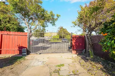 387 Tennyson Rd, Hayward, CA 94544 - Photo 43