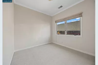 5910 Chabot Rd, Oakland, CA 94618 - Photo 15