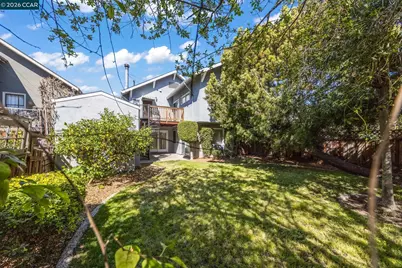 5910 Chabot Rd, Oakland, CA 94618 - Photo 39