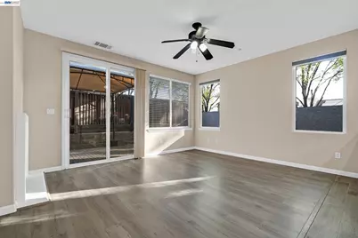 489 Silverwood St, Brentwood, CA 94513 - Photo 11