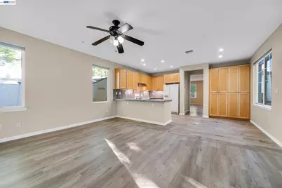 489 Silverwood St, Brentwood, CA 94513 - Photo 17