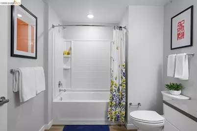 260 Brooklyn Basin Way #550, Oakland, CA 94606 - Photo 15