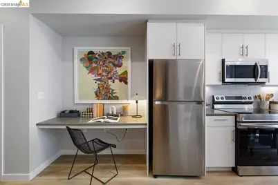 260 Brooklyn Basin Way #550, Oakland, CA 94606 - Photo 9