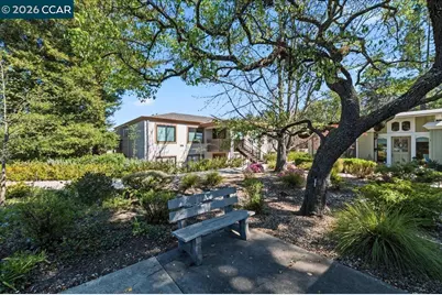 1217 Leisure Ln #5, Walnut Creek, CA 94595 - Photo 5