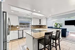 31262 San Andreas Dr, Union City, CA 94587 - Photo 13