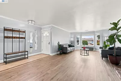 31262 San Andreas Dr, Union City, CA 94587 - Photo 5
