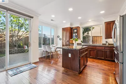 321 Ratto Rd, Alameda, CA 94502 - Photo 13